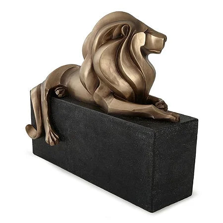 Escultura Leão Dourado em Poliresina com Base Preta