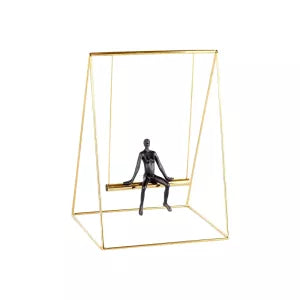 Escultura Metálica Dourada e Preta Mulher no Balanço